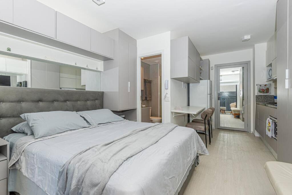 Novo E Completo, Proximo A Paulista, Aos Hospitais Sirio Libanes E Nove De Julho, Shopping Frei Caneca, Smart Fit E Principais Pontos Turisticos Sao Paulo